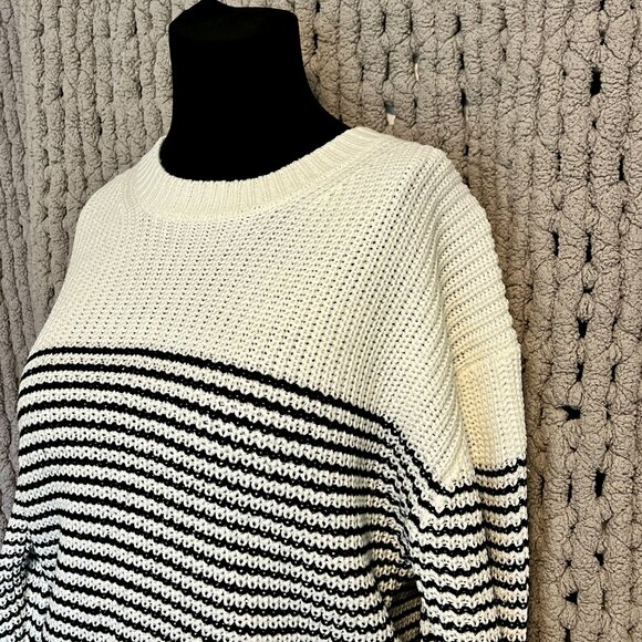Garage Striped White & Black Knit Sweater – Size Small - Picture 6 of 13